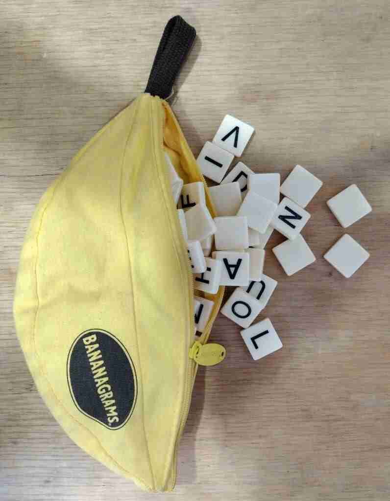 Bananagram spelling game