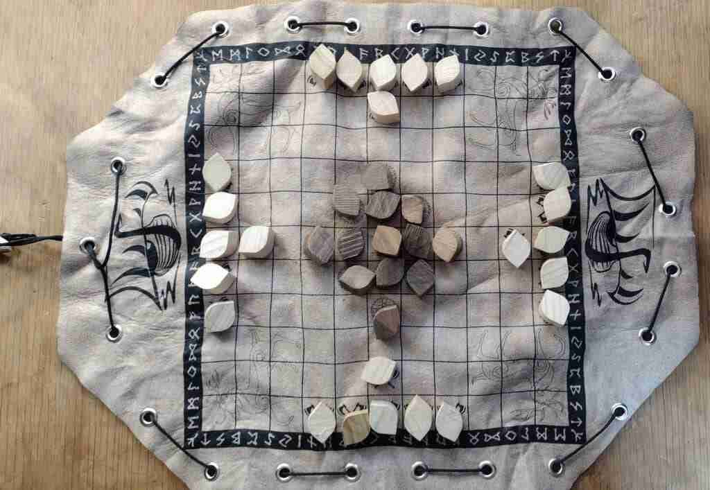 Hnefatafl setup